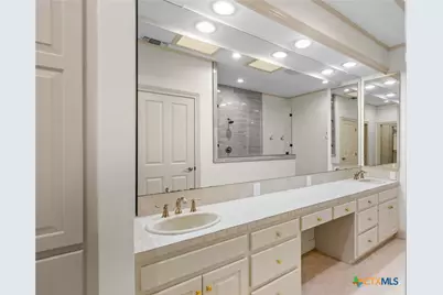 6009 Country Club Dr, Victoria, TX 77904 - Photo 21