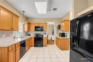 1088 Running River, New Braunfels, TX 78130 - Photo 7