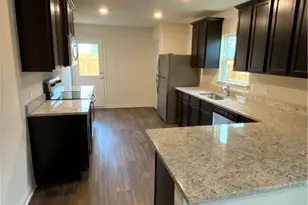 208 Allington Cir, Jarrell, TX 76537 - Photo 3