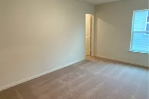 208 Allington Cir, Jarrell, TX 76537 - Photo 13