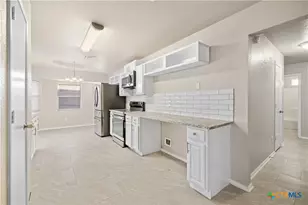 3703 Lakecrest Dr, Killeen, TX 76549 - Photo 9