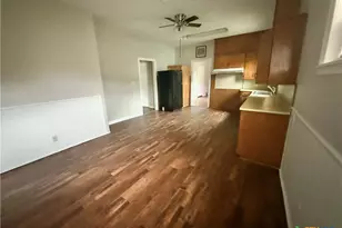 203 S 27th St, Temple, TX 76504 - Photo 5