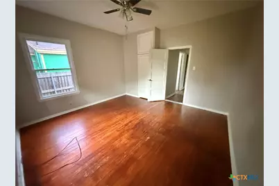 203 S 27th Street, Temple, TX 76504 - Photo 9