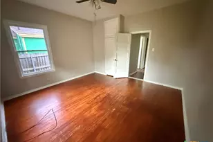 203 S 27th St, Temple, TX 76504 - Photo 9