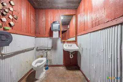 1505 E Veterans Memorial Boulevard, Harker Heights, TX 76548 - Photo 17