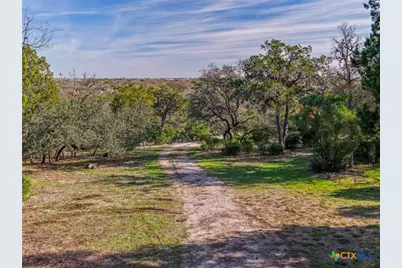 476 Lakeview Boulevard, New Braunfels, TX 78130 - Photo 15