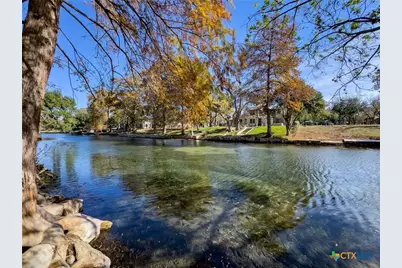 476 Lakeview Boulevard, New Braunfels, TX 78130 - Photo 1