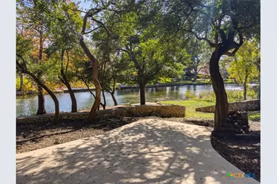 476 Lakeview Boulevard, New Braunfels, TX 78130 - Photo 23