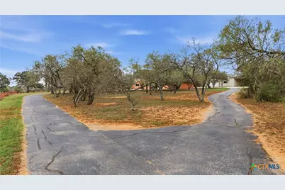 1211 Leissner School Road, Seguin, TX 78155 - Photo 9