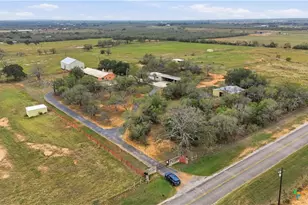 1211 Leissner School Rd, Seguin, TX 78155 - Photo 7