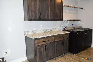 1026 County Rd 3152, Kempner, TX 76539 - Photo 35