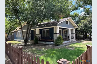 709 W Coll Street, New Braunfels, TX 78130 - Photo 1