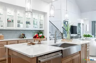 2219 Altiplano, San Antonio, TX 78245 - Photo 5