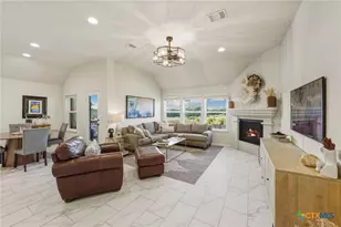 2210 Steerhead Trl, New Braunfels, TX 78132 - Photo 5