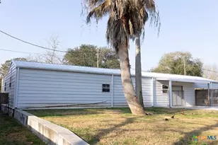 204 Brooks, Victoria, TX 77904 - Photo 23