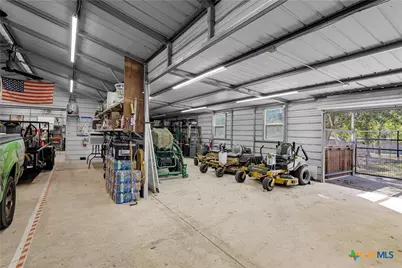 204 Brooks, Victoria, TX 77904 - Photo 17