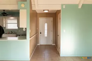 204 Brooks, Victoria, TX 77904 - Photo 9