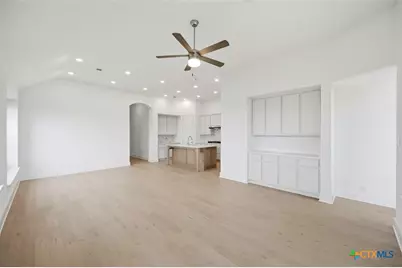 2260 Altiplano, San Antonio, TX 78245 - Photo 9
