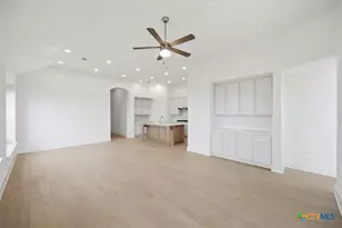 2260 Altiplano, San Antonio, TX 78245 - Photo 9