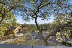 1072 Summit Bluff, Canyon Lake, TX 78133 - Photo 13