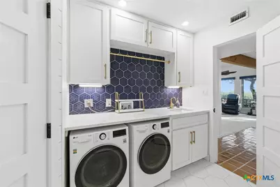 1072 Summit Bluff, Canyon Lake, TX 78133 - Photo 29