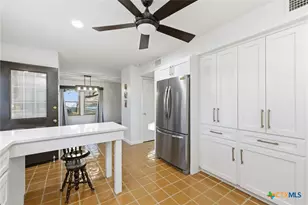 1072 Summit Bluff, Canyon Lake, TX 78133 - Photo 33