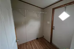 1911 Wald Rd, New Braunfels, TX 78132 - Photo 7