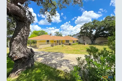116 Crestview Drive, Canyon Lake, TX 78133 - Photo 3