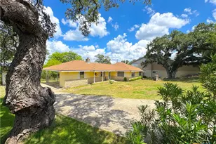 116 Crestview Dr, Canyon Lake, TX 78133 - Photo 3