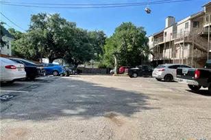 310 Pat Garrison St, San Marcos, TX 78666 - Photo 13