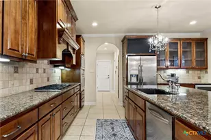 372 Shady Hollow, New Braunfels, TX 78132 - Photo 11