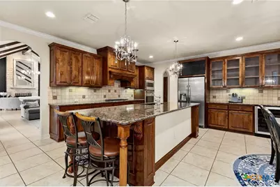 372 Shady Hollow, New Braunfels, TX 78132 - Photo 11
