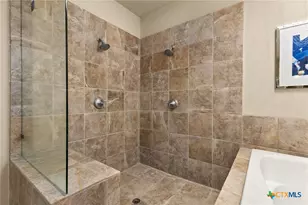 372 Shady Hollow, New Braunfels, TX 78132 - Photo 19