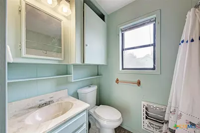 501 N Ridge Street, Lampasas, TX 76550 - Photo 33