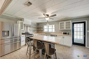 501 N Ridge St, Lampasas, TX 76550 - Photo 21