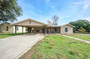 501 N Ridge St, Lampasas, TX 76550 - Photo 5