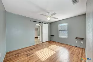 501 N Ridge St, Lampasas, TX 76550 - Photo 27