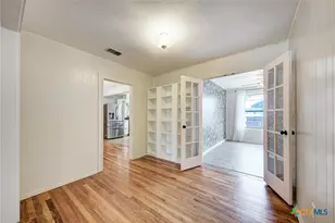 501 N Ridge St, Lampasas, TX 76550 - Photo 15