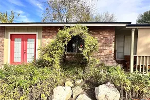 421 Broadway St, San Marcos, TX 78666 - Photo 3