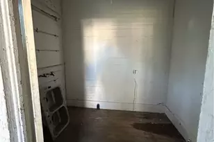 701 E River St, Victoria, TX 77901 - Photo 5