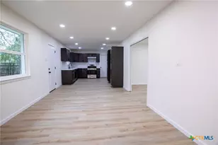 3701 Redwood Dr, Victoria, TX 77901 - Photo 13