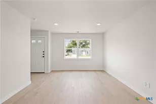 1204 S Martin Luther King Jr Ln, Temple, TX 76501 - Photo 5