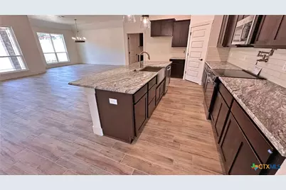 818 Estate Circle, Copperas Cove, TX 76522 - Photo 7