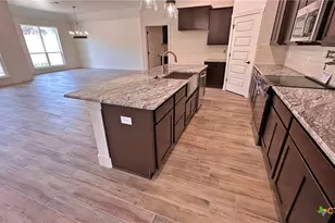 818 Estate Cir, Copperas Cove, TX 76522 - Photo 7