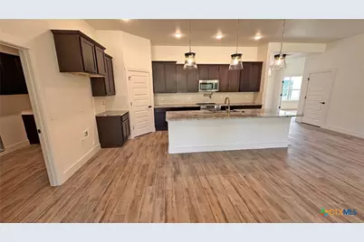 818 Estate Circle, Copperas Cove, TX 76522 - Photo 7