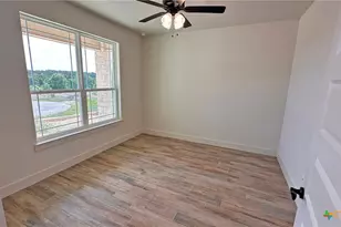 818 Estate Cir, Copperas Cove, TX 76522 - Photo 33