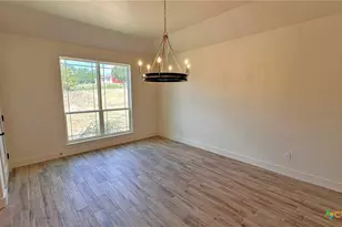 818 Estate Cir, Copperas Cove, TX 76522 - Photo 11