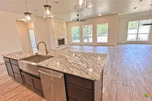 818 Estate Cir, Copperas Cove, TX 76522 - Photo 9