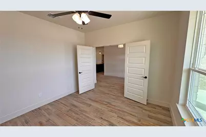 818 Estate Circle, Copperas Cove, TX 76522 - Photo 35