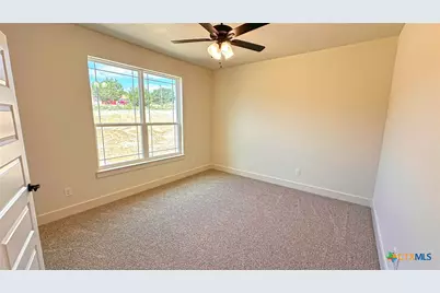 818 Estate Circle, Copperas Cove, TX 76522 - Photo 17